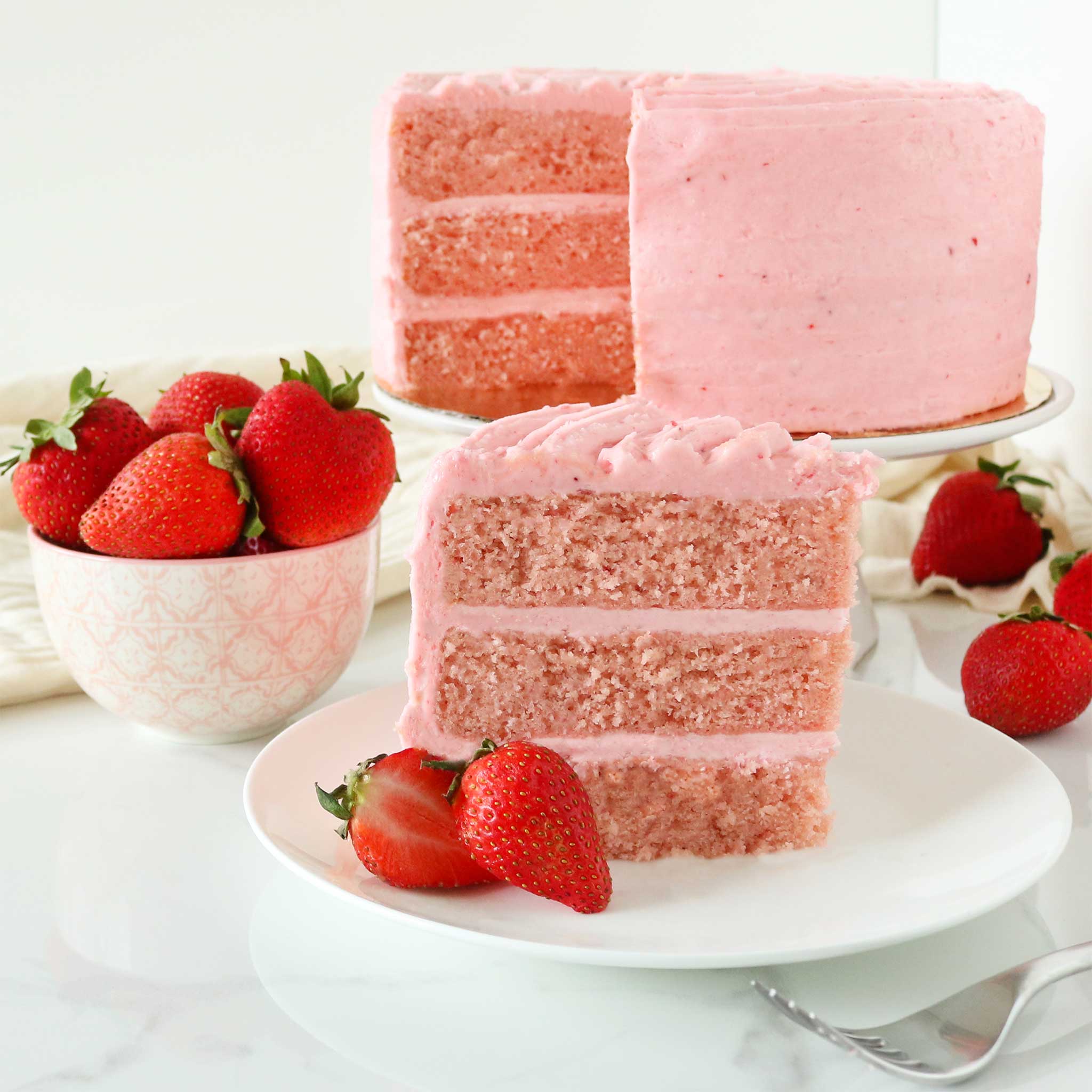 Strawberries & Cream Layer Cake - Image 4