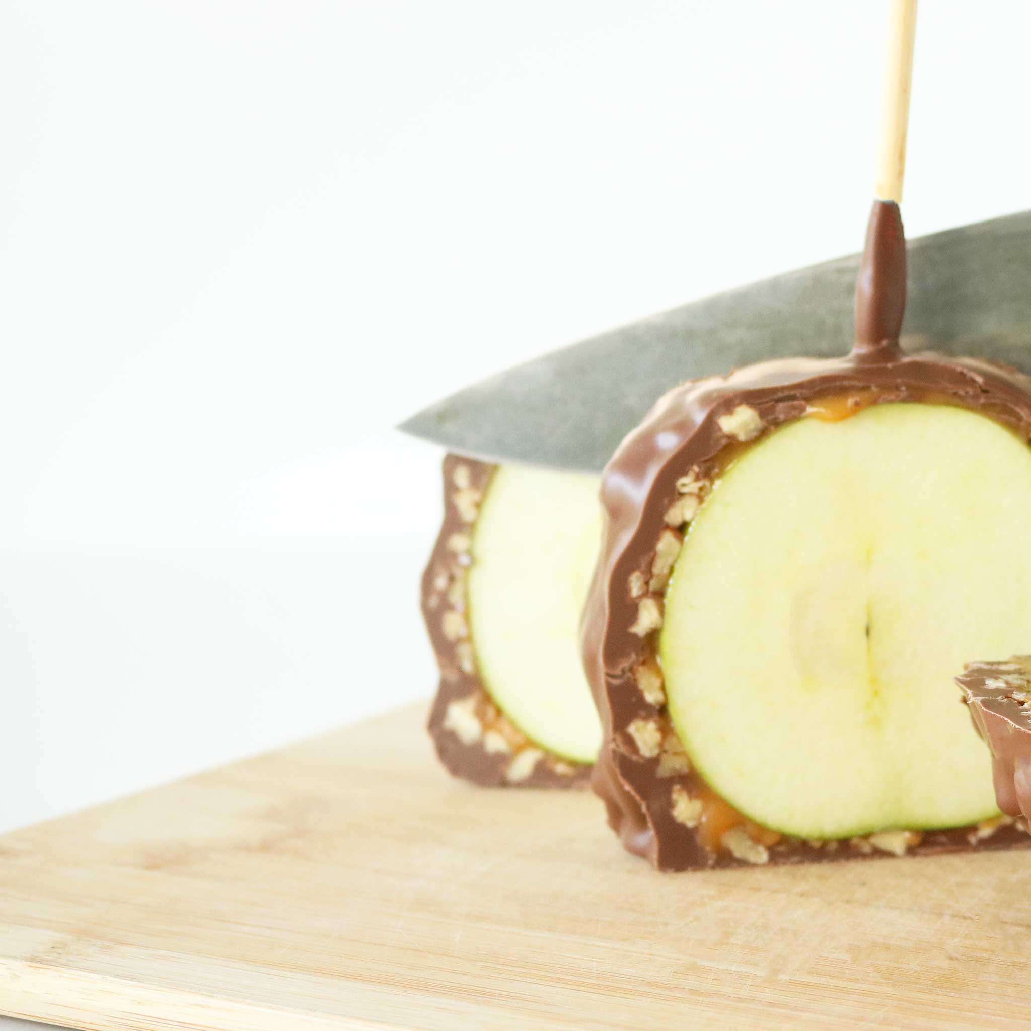 Ultimate Colossal Caramel Apples - Image 5